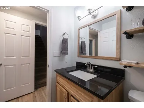 28484 Santiam Highway Sweet Home OR 97386