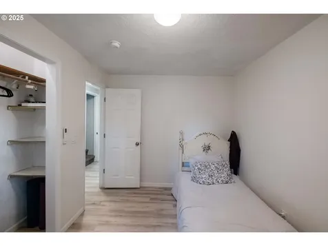 28484 Santiam Highway Sweet Home OR 97386