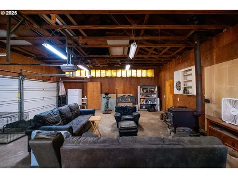 28484 Santiam Highway Sweet Home OR 97386