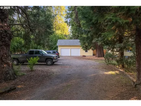 28484 Santiam Highway Sweet Home OR 97386