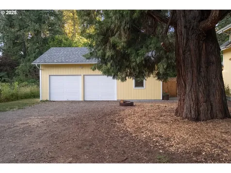 28484 Santiam Highway Sweet Home OR 97386