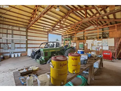 31909 SE Highway 211 Eagle Creek OR 97022