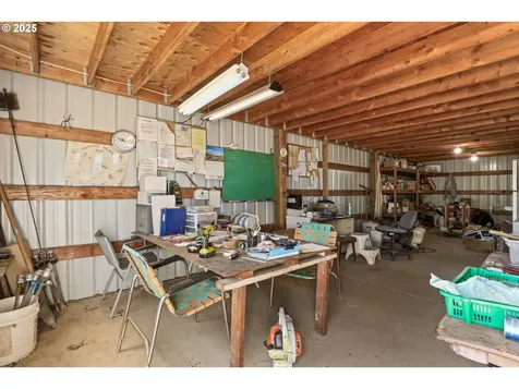 31909 SE Highway 211 Eagle Creek OR 97022