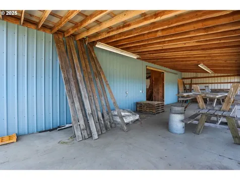 31909 SE Highway 211 Eagle Creek OR 97022