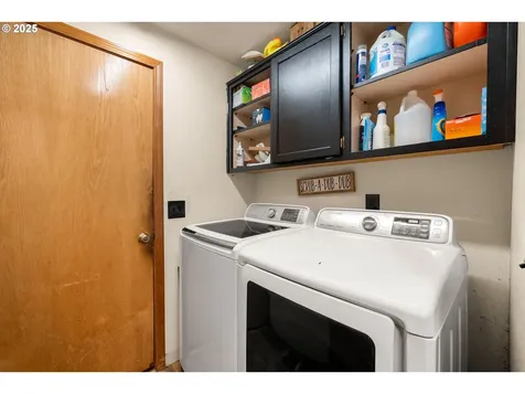 2012 SE Evans Avenue Troutdale OR 97060