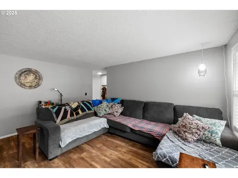 2012 SE Evans Avenue Troutdale OR 97060