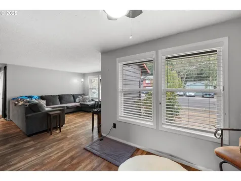 2012 SE Evans Avenue Troutdale OR 97060