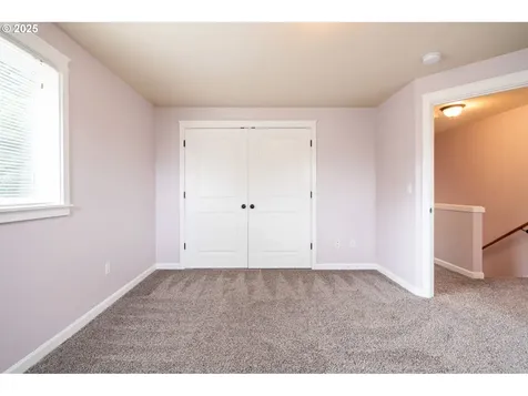 9432 N Van Houten Avenue Portland OR 97203