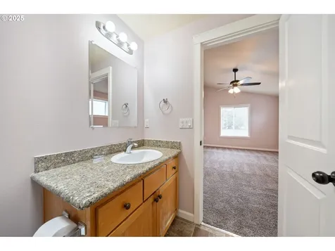 9432 N Van Houten Avenue Portland OR 97203