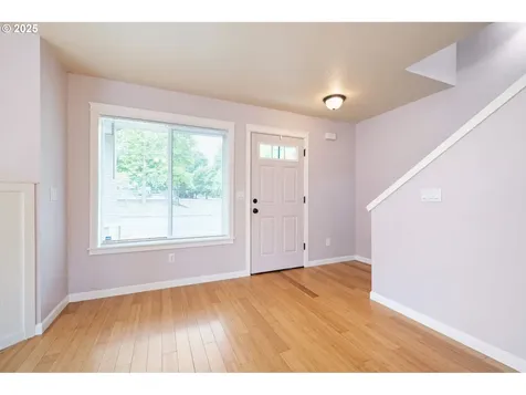 9432 N Van Houten Avenue Portland OR 97203