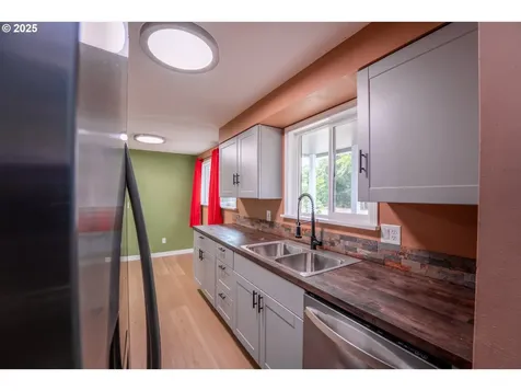 4560 SE 115th Avenue Portland OR 97266