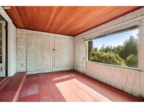 2902 N Willamette Boulevard Portland OR 97217
