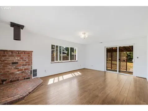 592 SE Edwards Drive Dundee OR 97115