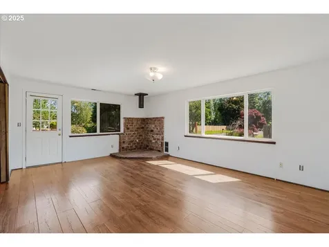 592 SE Edwards Drive Dundee OR 97115