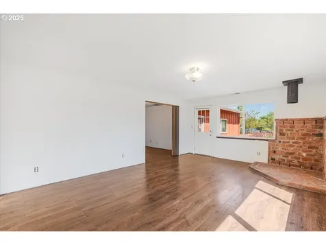 592 SE Edwards Drive Dundee OR 97115