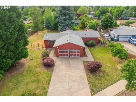 592 SE Edwards Drive Dundee OR 97115