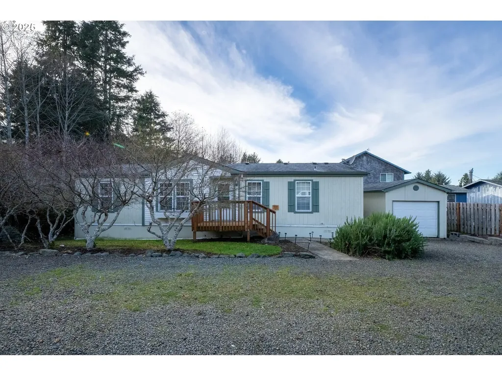 131 S Palisades Street Rockaway Beach OR 97136