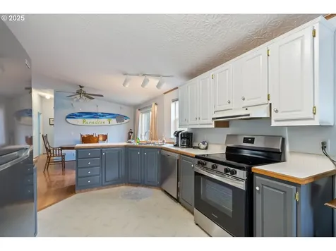 131 S Palisades Street Rockaway Beach OR 97136