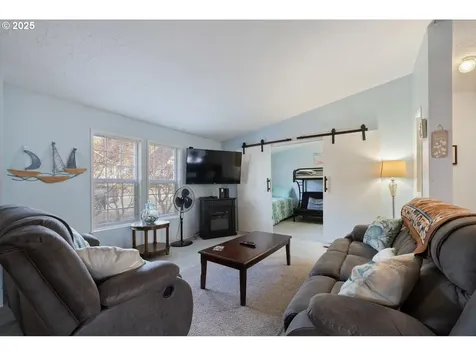 131 S Palisades Street Rockaway Beach OR 97136