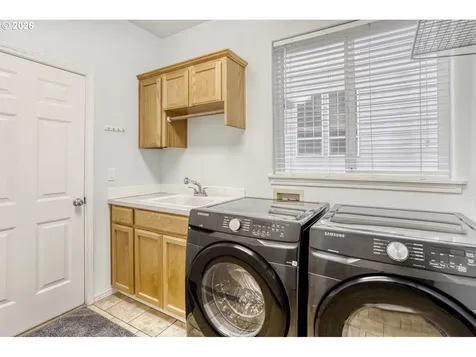 14737 SW Fern Street Portland OR 97223