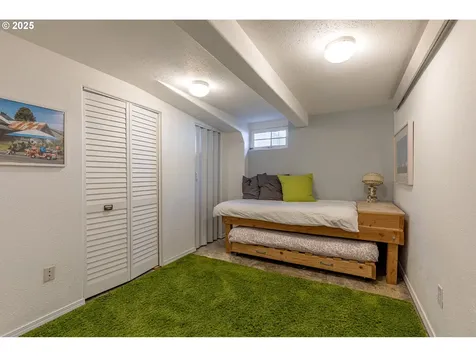 5804 N Delaware Avenue Portland OR 97217