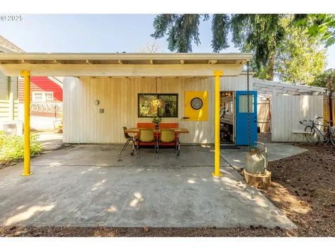 5804 N Delaware Avenue Portland OR 97217