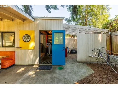 5804 N Delaware Avenue Portland OR 97217