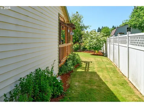 1400 NE 19th Street Mcminnville OR 97128