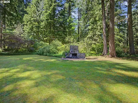 21100 E Country Club Loop Brightwood OR 97011