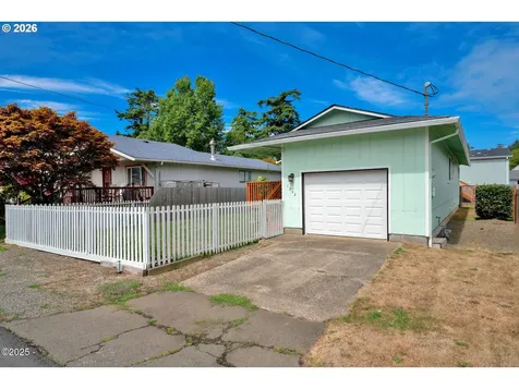 1302 SW 63rd Street Lincoln City OR 97367