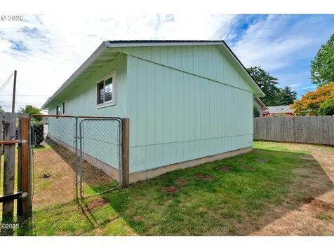 1302 SW 63rd Street Lincoln City OR 97367