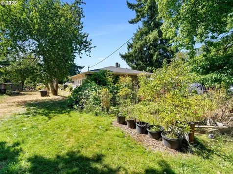5215 SE 104th Avenue Portland OR 97266