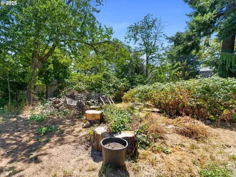 5215 SE 104th Avenue Portland OR 97266