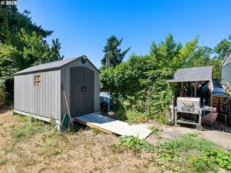 5215 SE 104th Avenue Portland OR 97266