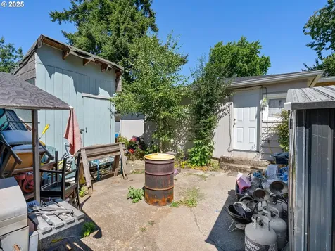 5215 SE 104th Avenue Portland OR 97266