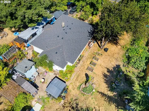 5215 SE 104th Avenue Portland OR 97266