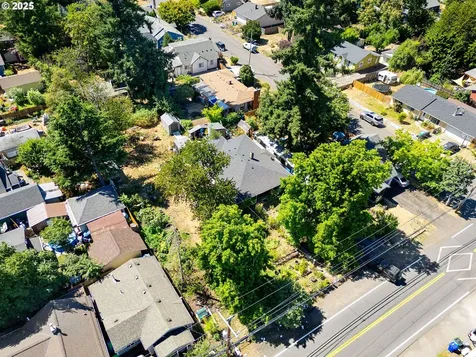 5215 SE 104th Avenue Portland OR 97266