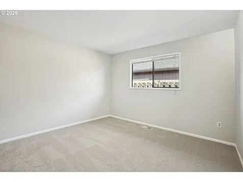 6134 SE Grant Street Portland OR 97215