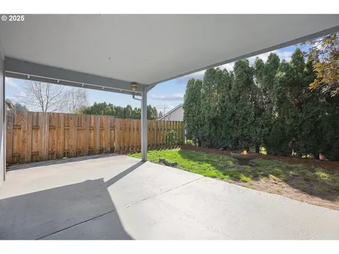 6134 SE Grant Street Portland OR 97215