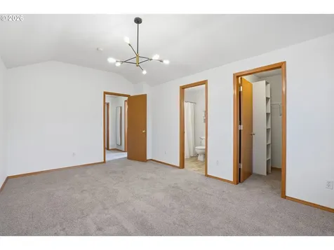 13610 SW Uplands Drive Portland OR 97223