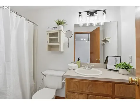 13610 SW Uplands Drive Portland OR 97223