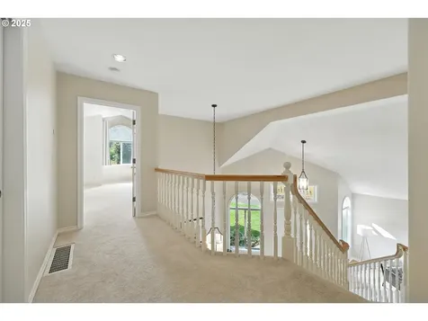 2655 Marylhurst Drive West Linn OR 97068