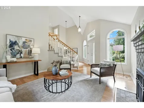 2655 Marylhurst Drive West Linn OR 97068