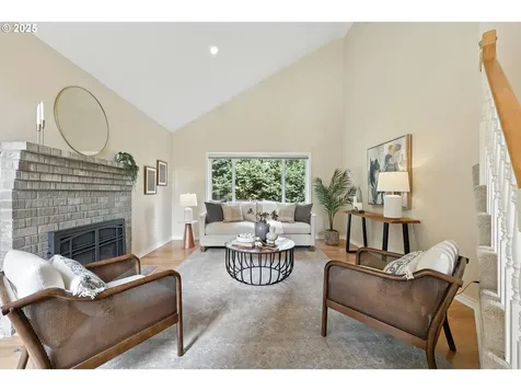 2655 Marylhurst Drive West Linn OR 97068