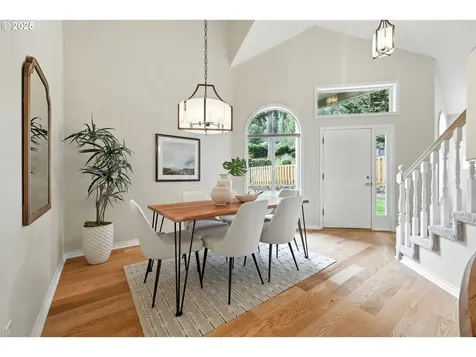2655 Marylhurst Drive West Linn OR 97068