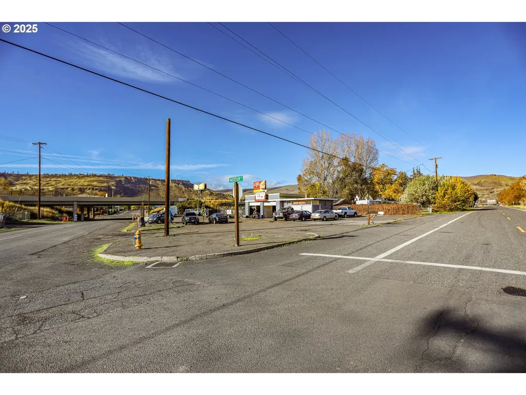 605 Hostetler Street The Dalles OR 97058