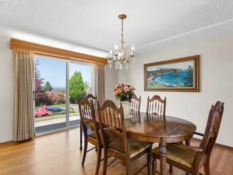 3443 NE 121st Avenue Portland OR 97220