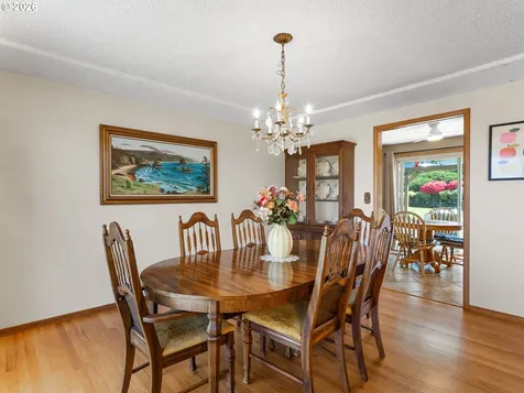3443 NE 121st Avenue Portland OR 97220