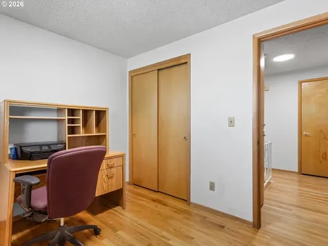 3443 NE 121st Avenue Portland OR 97220