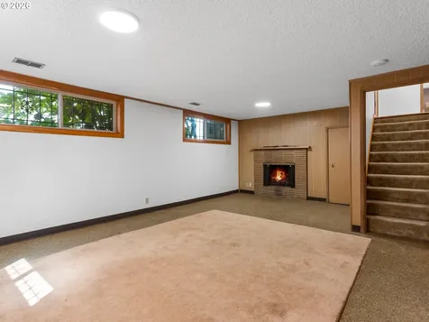 3443 NE 121st Avenue Portland OR 97220